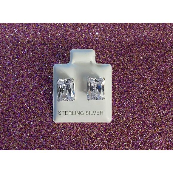 New Sterling Silver 3 Ct. Emerald Cut Sim Diamond Stud Earrings~.925 - Picture 1 of 3